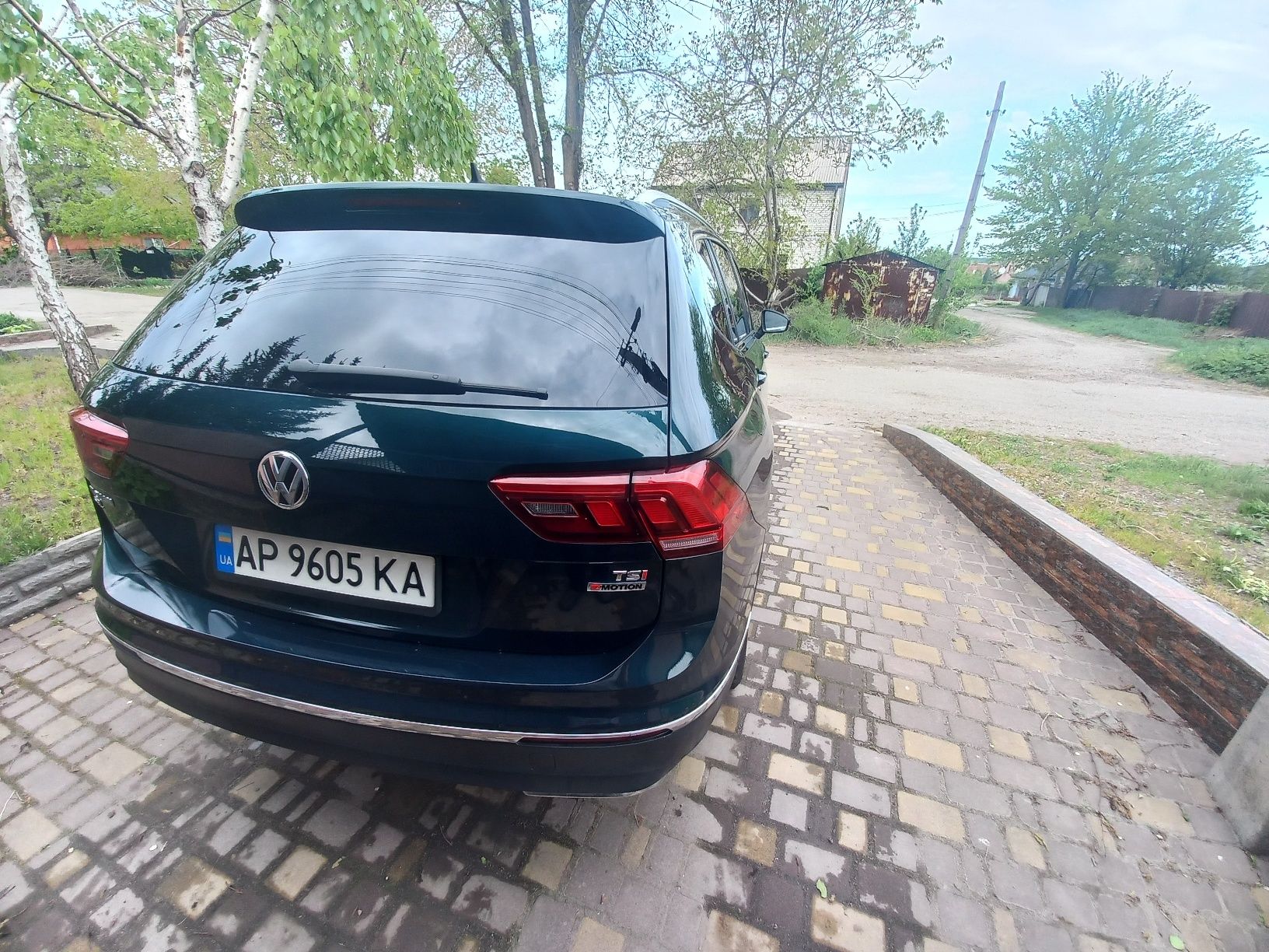 Volkswagen Tiguan  SEL 7мест2018г.в.