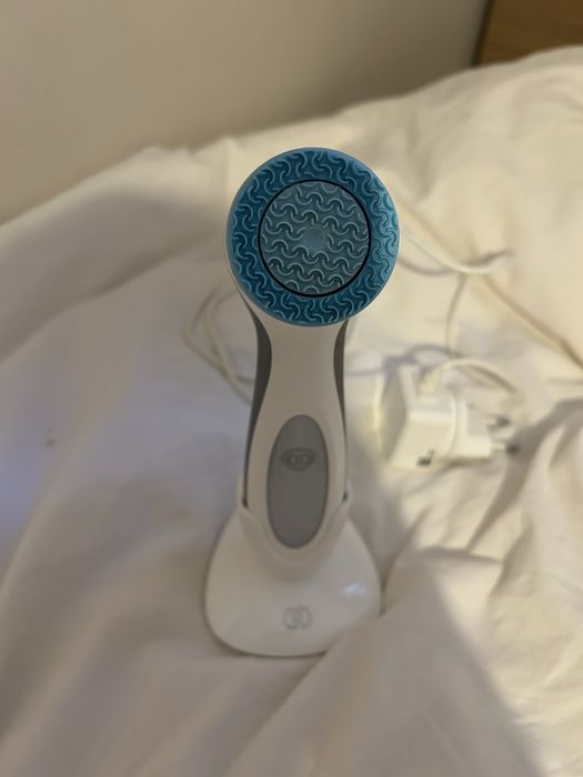 LumiSpa Urzadzenie do oczyszczanie twarzy