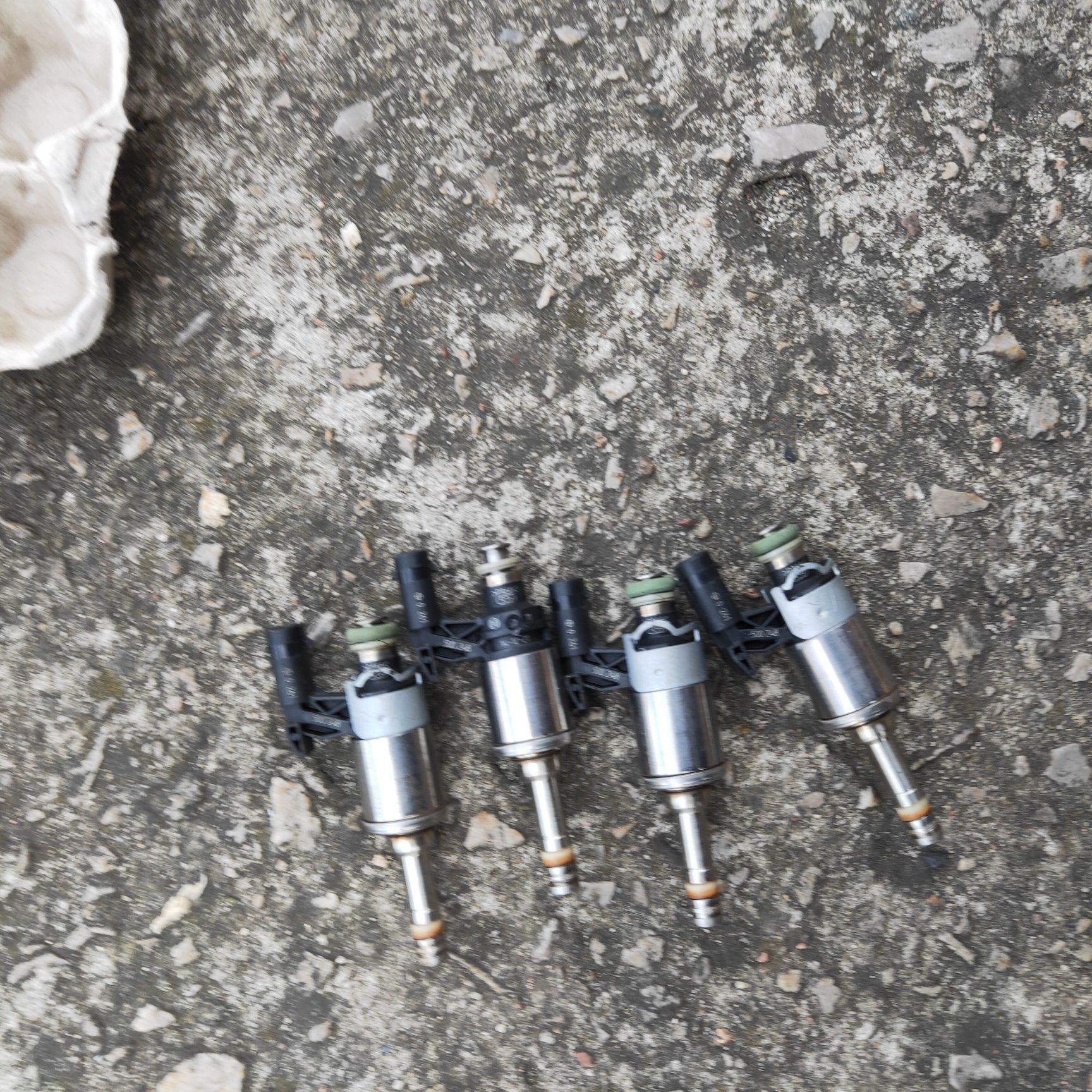 Wtryskiwacz wtrysk benzyny 1,2 1,4 TSI VW Polo 6R Golf VI VII Fabia II