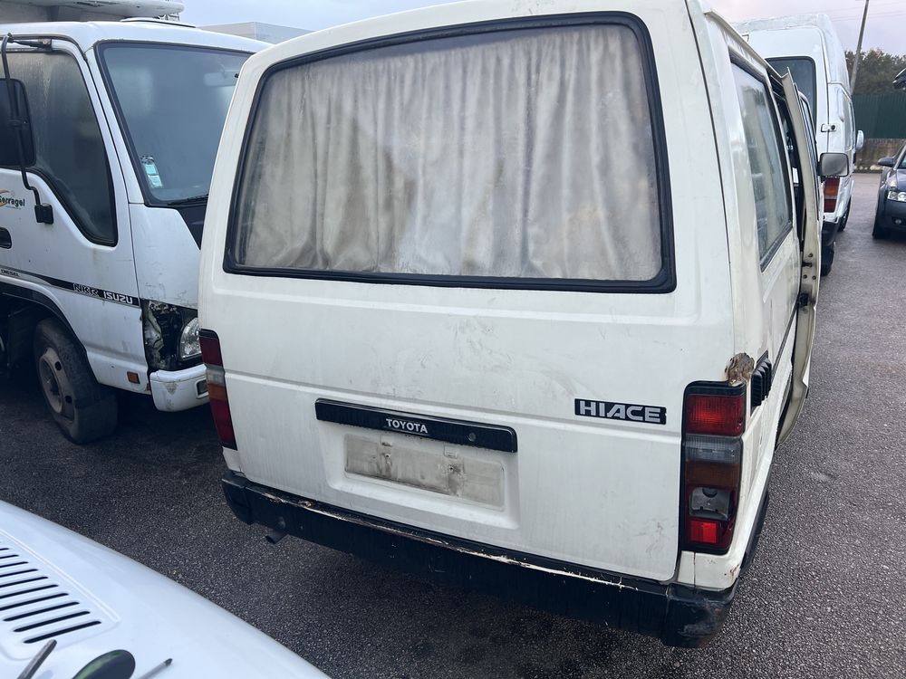 Toyota Hiace LH52  (peças)