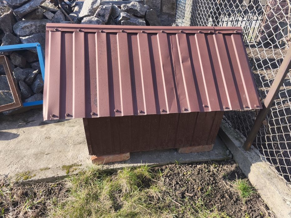 Будка для пса з цепком