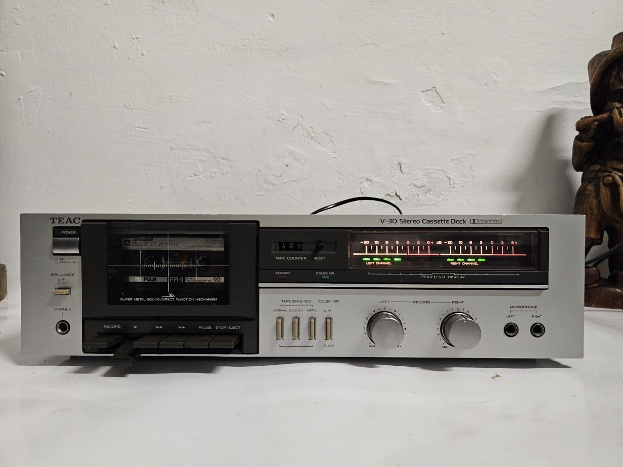 Magnetofon kasetowy Teac V-30, Japan