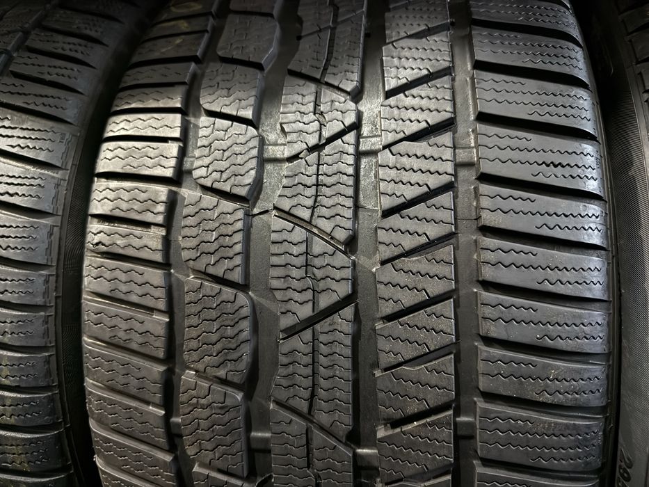 255/35 295/30 r19 Continental