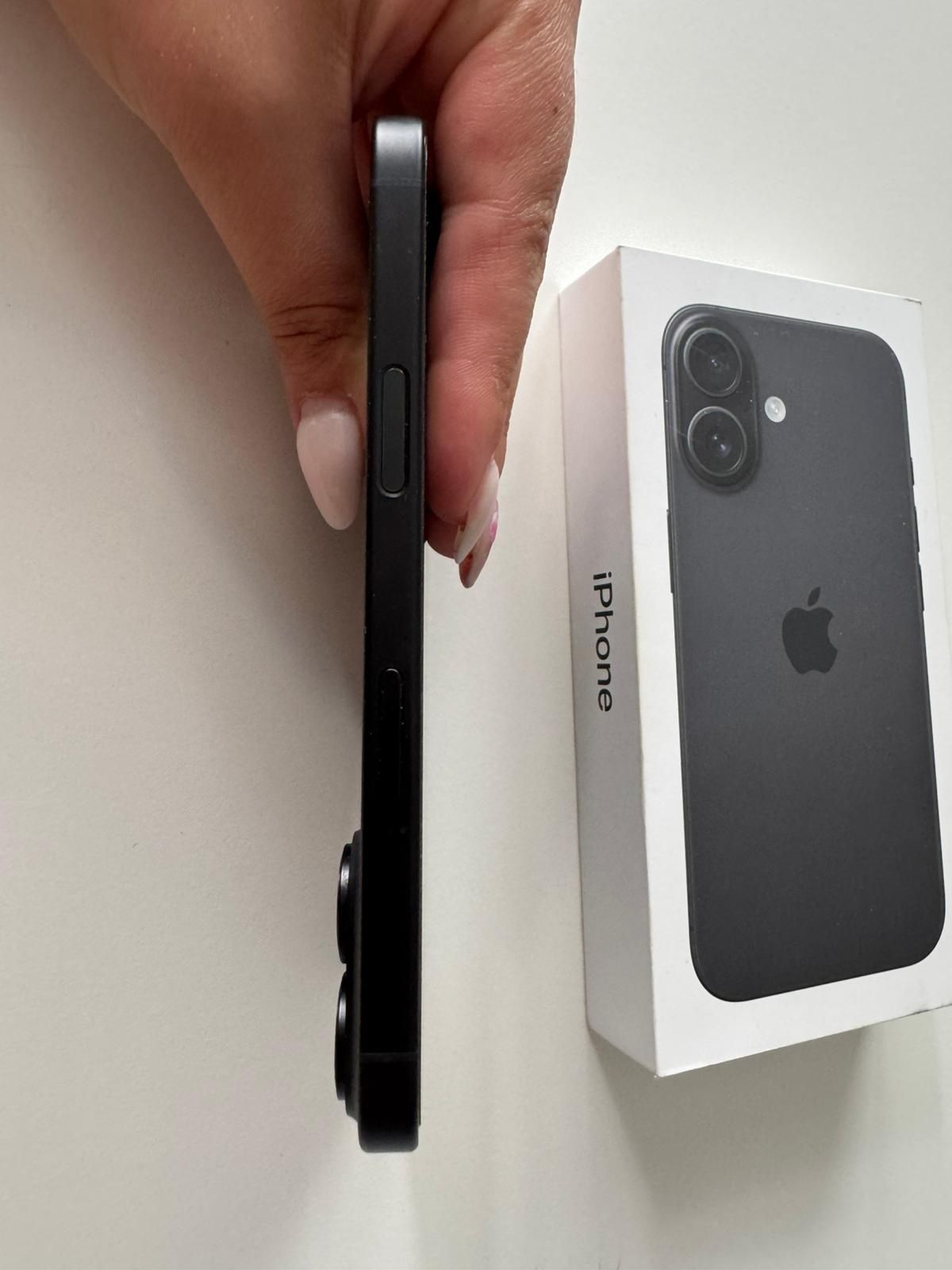 iPhone 16 jak Nowy