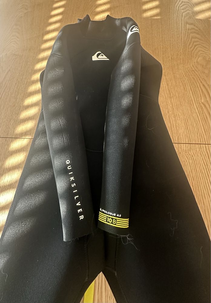 Fato surf Quiksilver Prologue Back Zip 4/3  tamanho 10