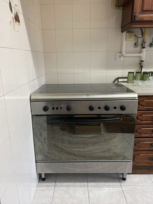 Fogao / forno grande