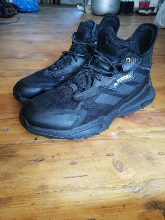 Кросовки Adidas terrex
