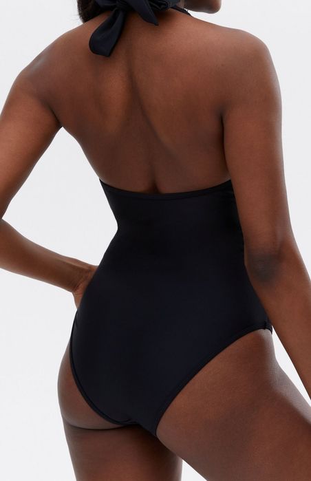 Купальник жіночий суцільний