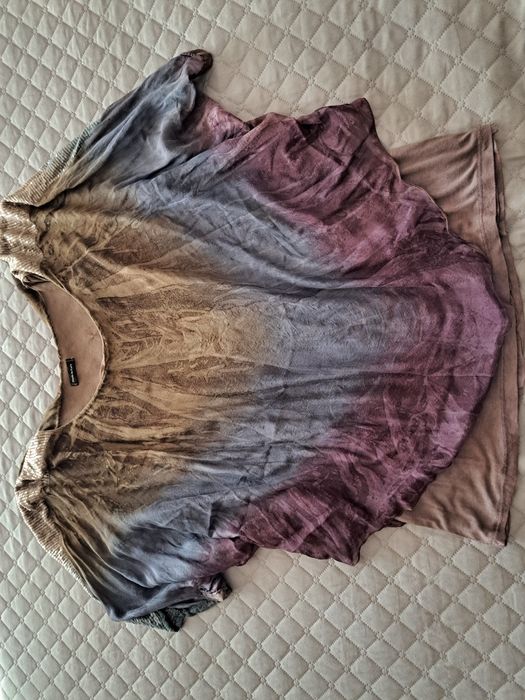 Blusa flutuante e delicada com top e lantejoulas dia-a-dia / cerimónia