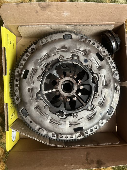 Продам комплект зчеплення CJSA механика 1.8 2.0 tsi