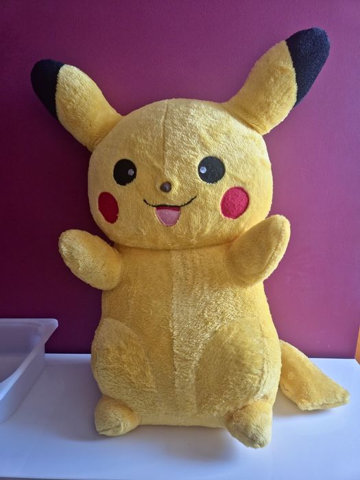 Pikachu pluszaki 60cm