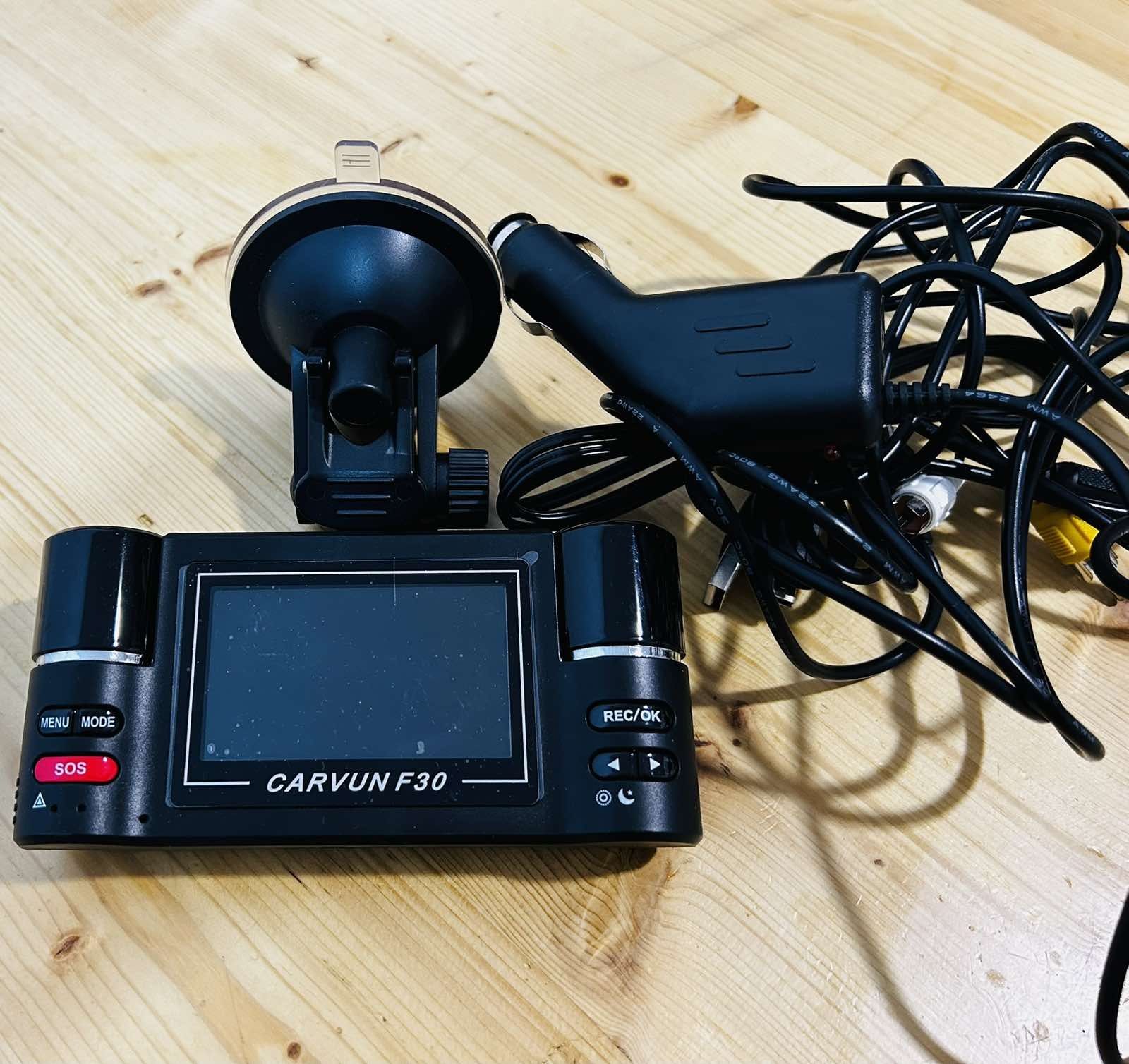 Автомобільний DVR відеореєстратор F30 подвійний об'єктив 2,7-дюймовий