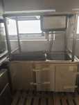 Vendo equipamentos e material industrial.