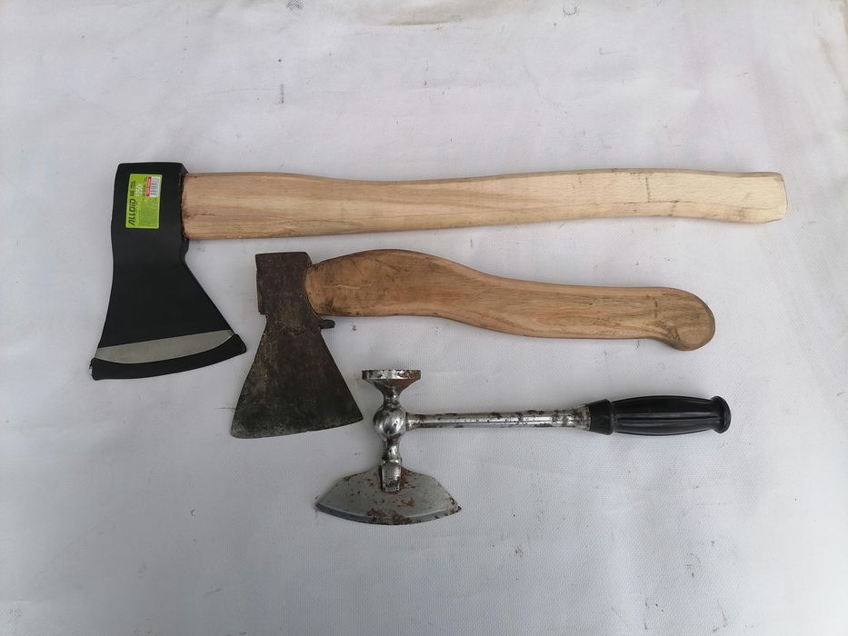 Топор туристический