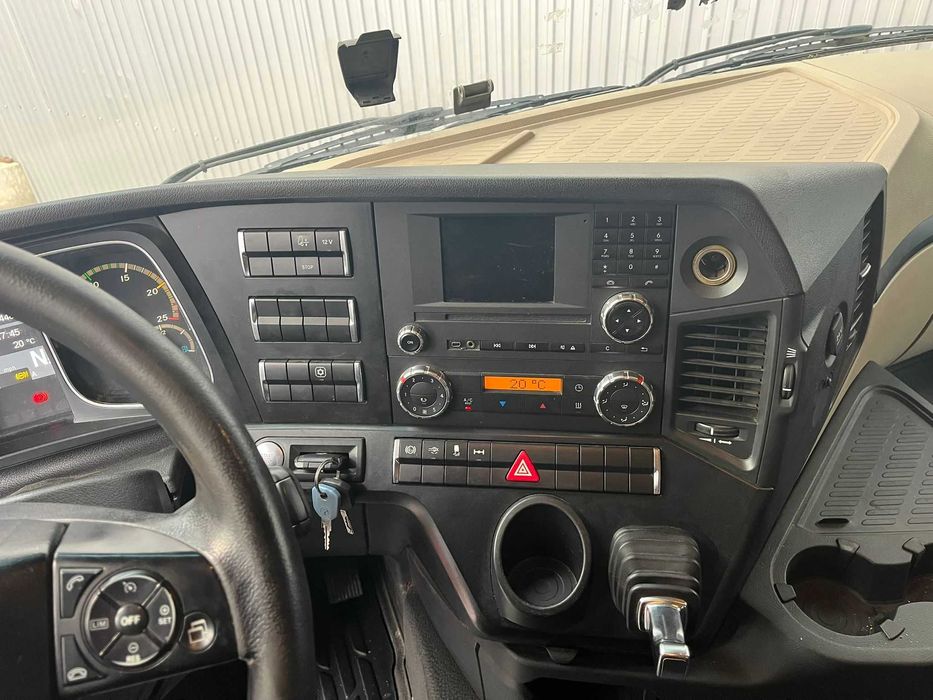 Mercedes Benz MP4 1845 Euro 5