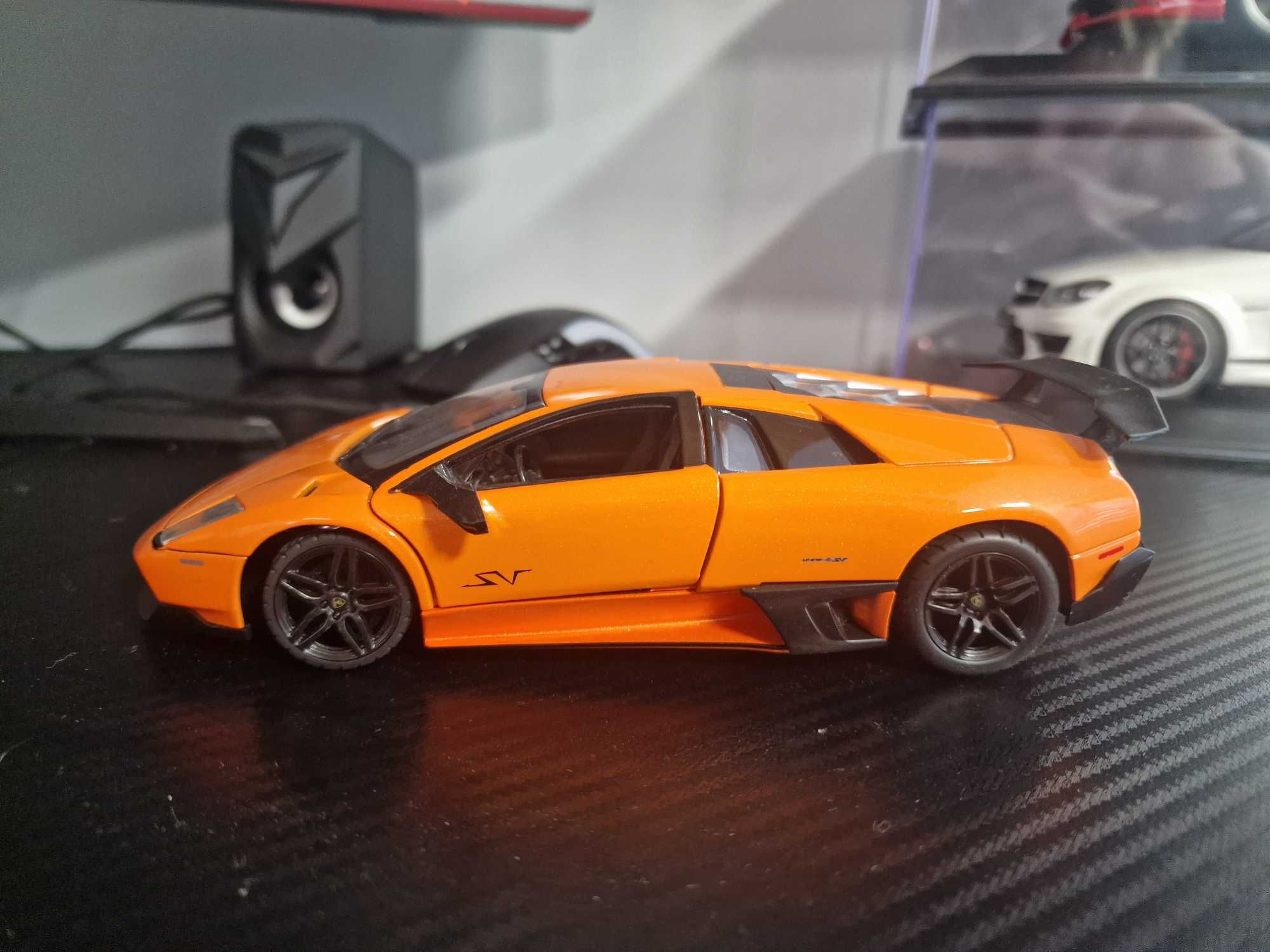 Lamborghini Murcielago SV 1:24