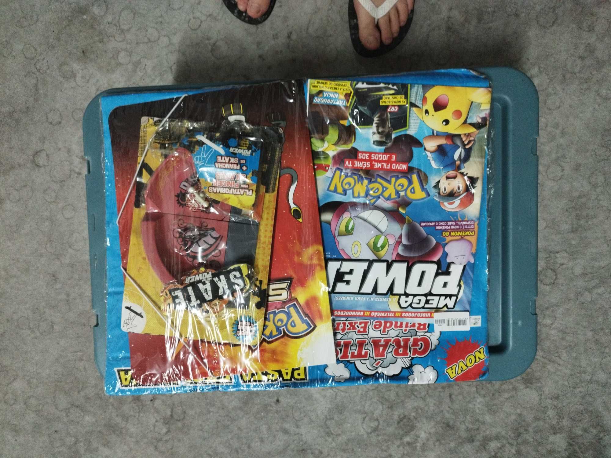 Pack de revistas seladas Mega Power com brinde + capa pokémon