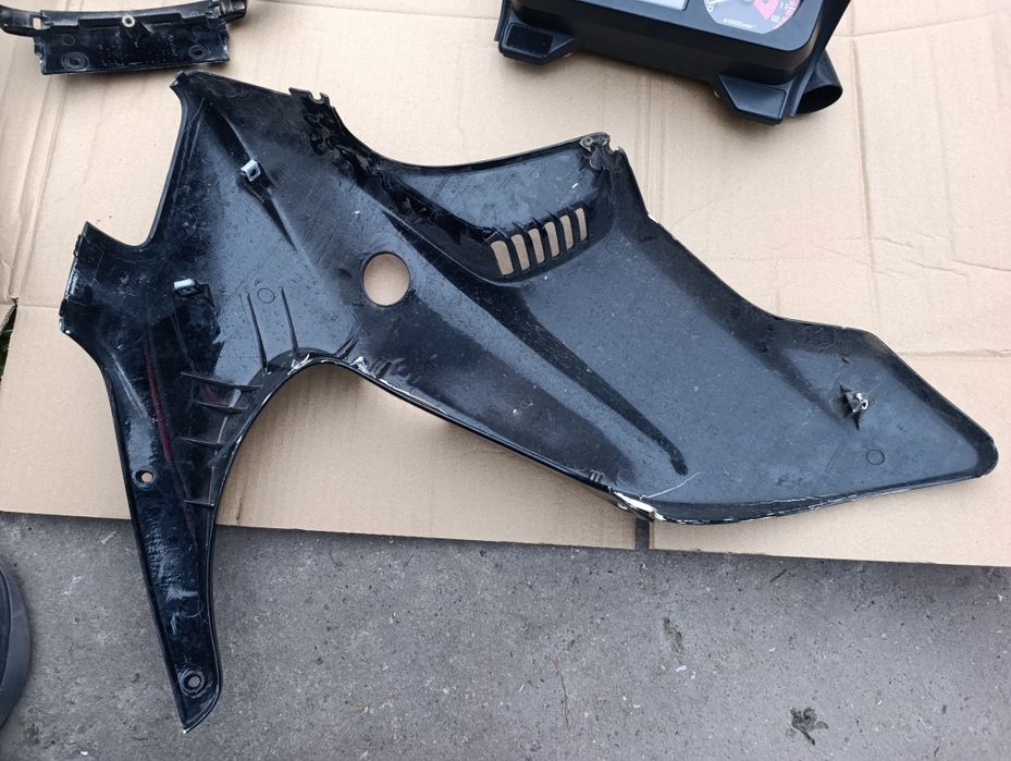 Продам частини пластику honda cb 500 приборна панель