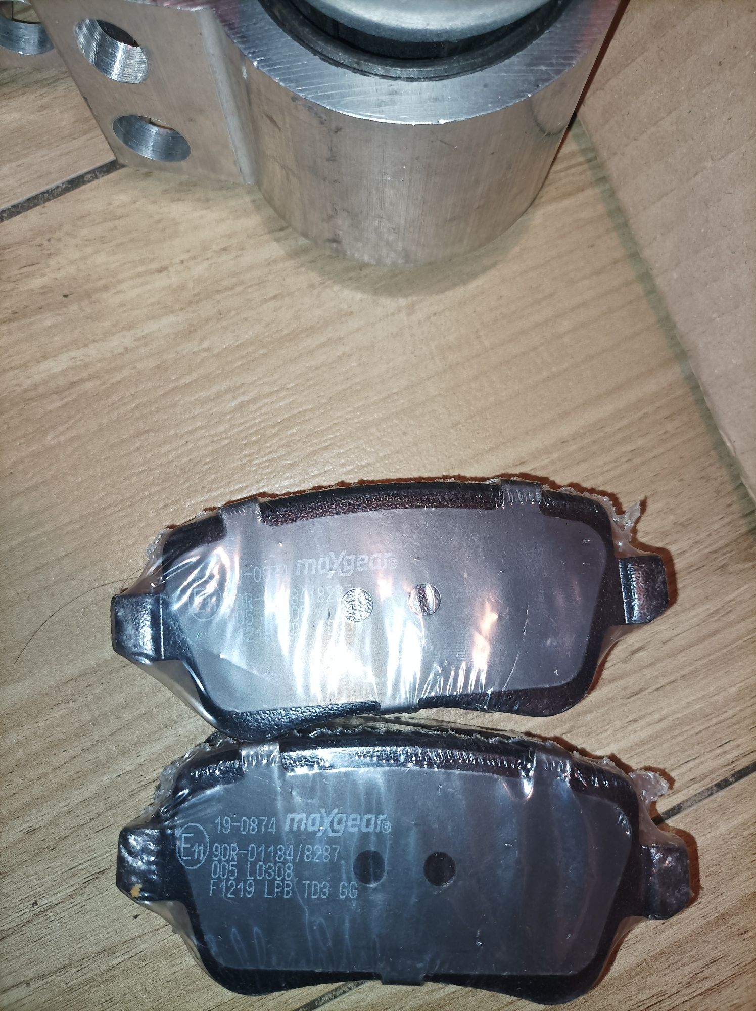 KLOCKI hamulcowe OPEL Zefira, Astra, Signum Vectra C