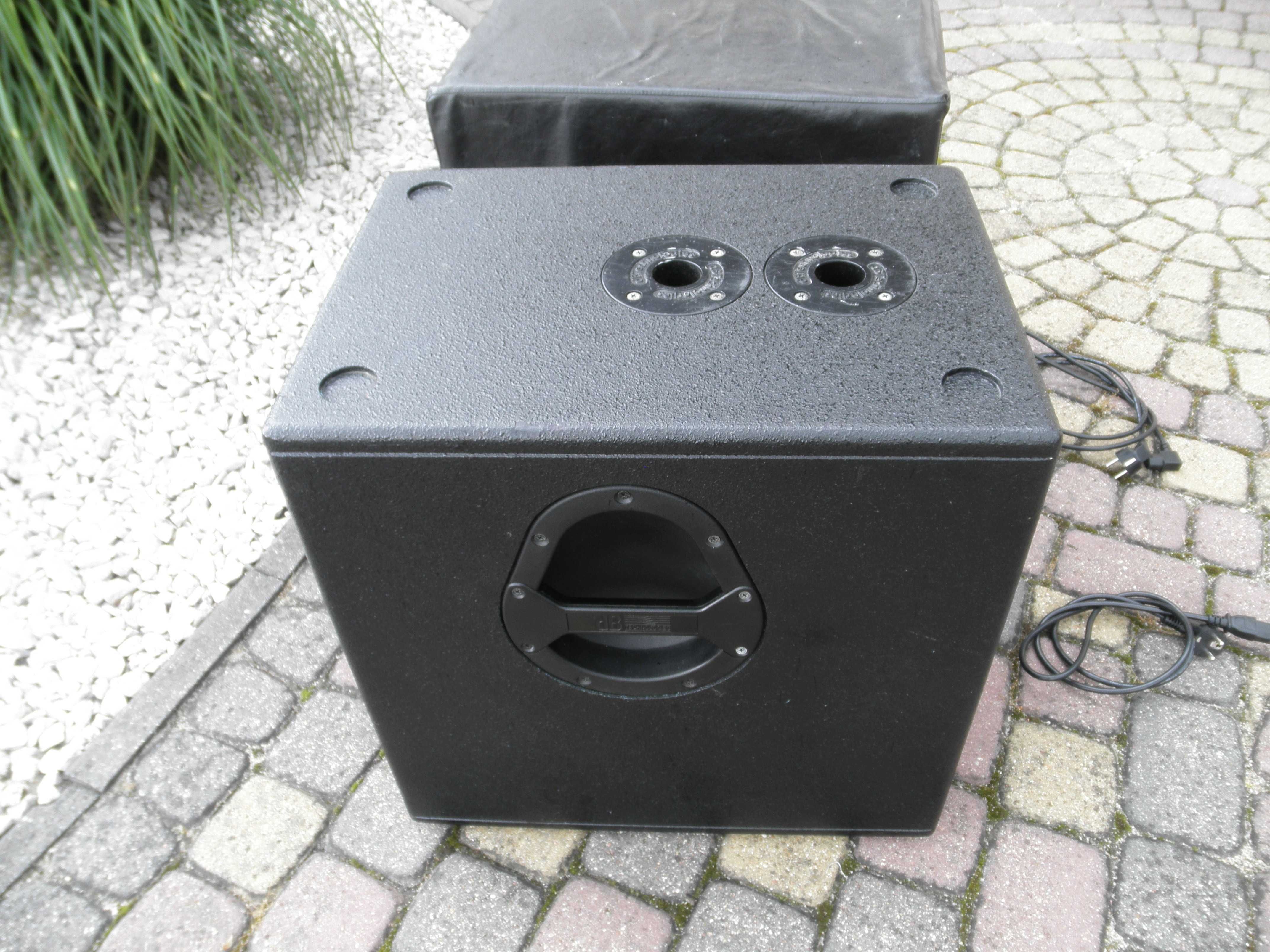 Subbasy dB Technologies Opera Sub 12. Subwoofer. Kolumny basowe.