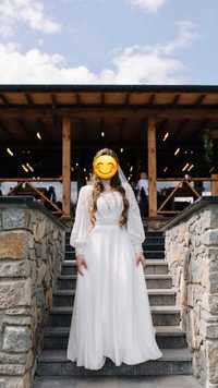 Продам надзвичайно красиву весільну сукню