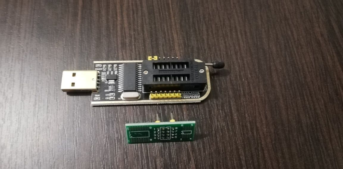 Программатор CH341A USB