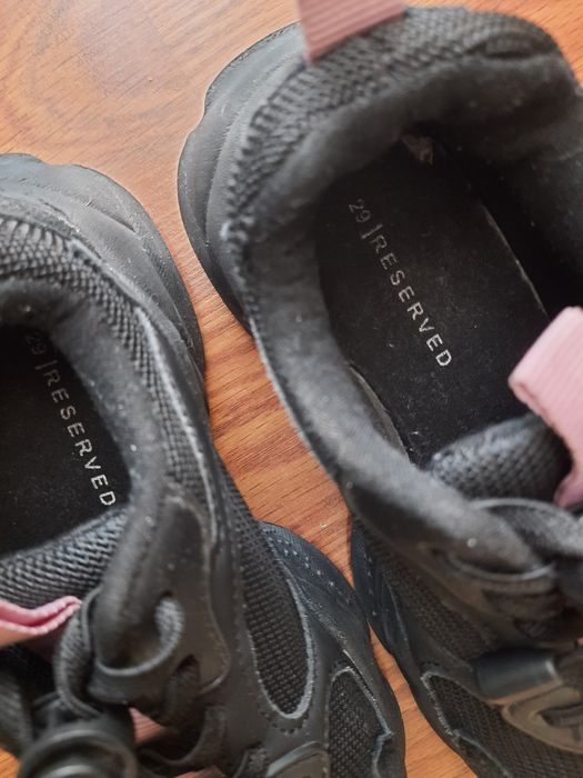 Reserved sneakersy, adidasy