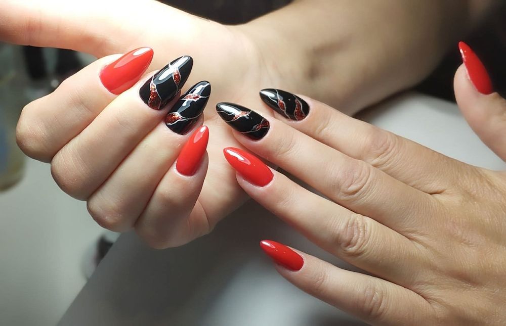 Манікюр ,нарощування, педикюр