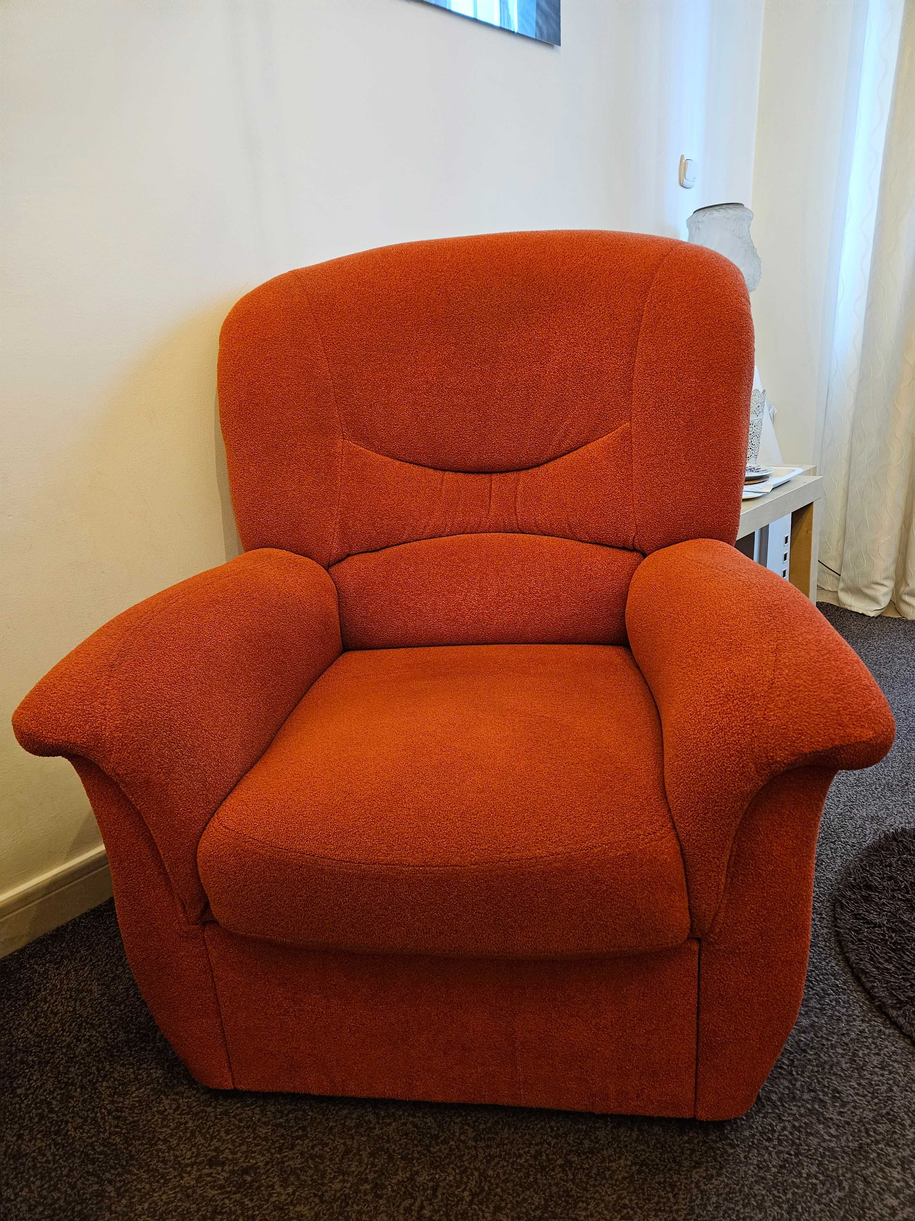 Sofa i dwa fotele