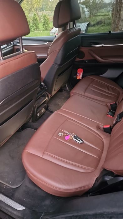 BMW x5 sprzdany pierwszy właściciel .