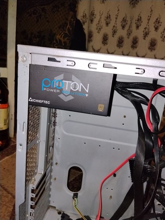 Продам комп'ютер в зборі