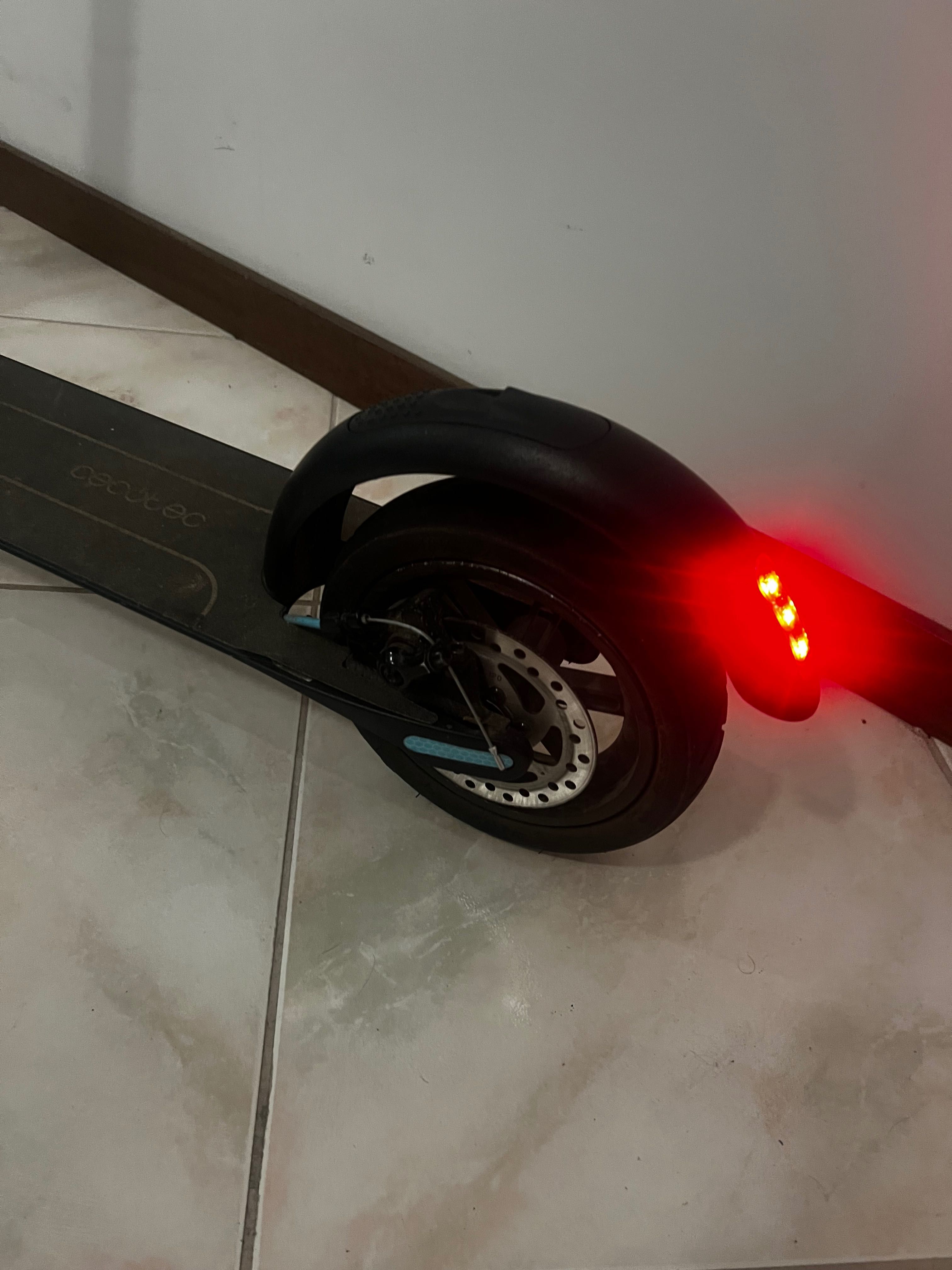 Trotinete Bongo com carregador