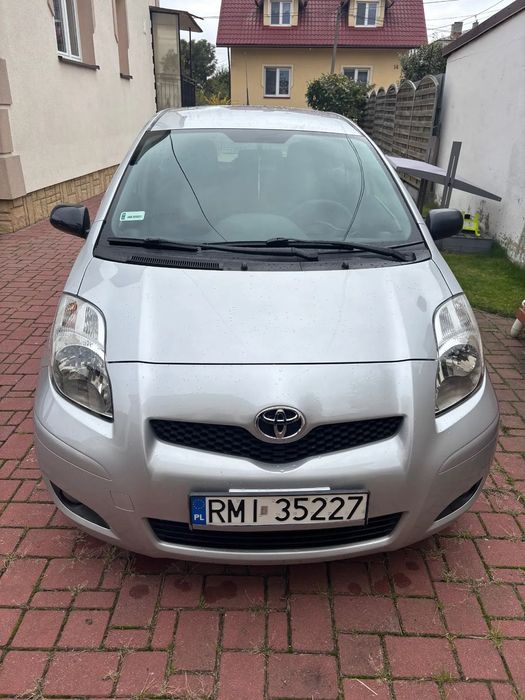 Toyota Yaris Toyota Yaris 1.0 VVT-i 69 KM (2009) – 60 616 km, dobry stan techniczny