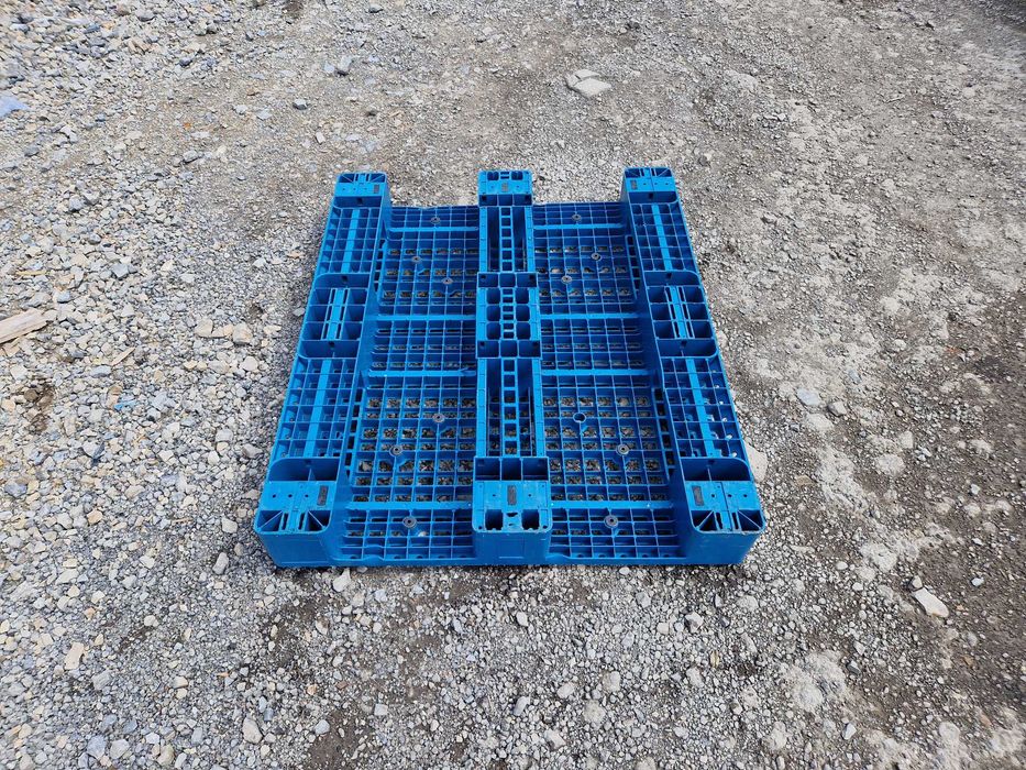 Palety plastikowe 120x100 cm, pod mauzer, podest, paleta plastikowa
