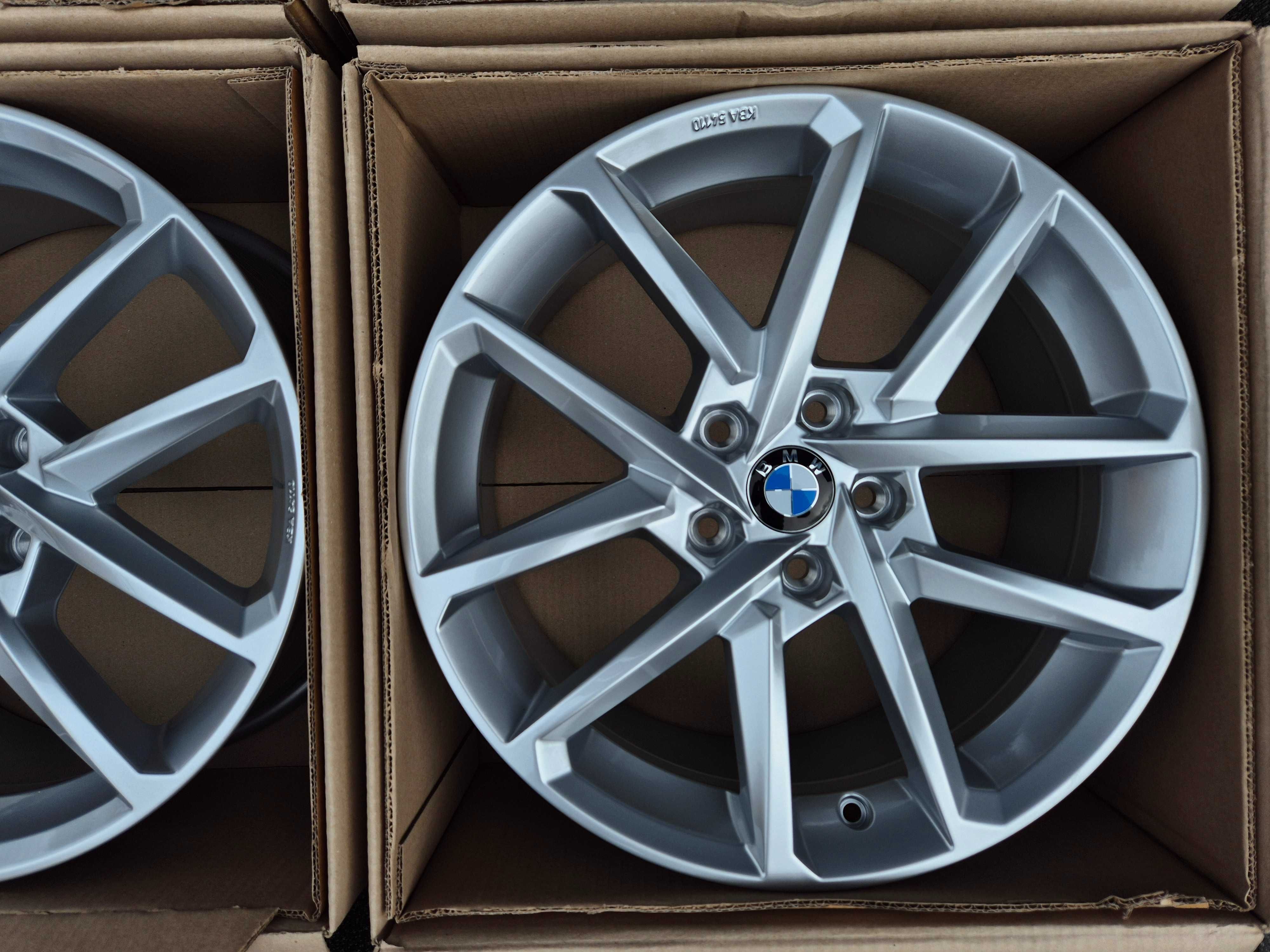 Felgi 18 BMW serii 1 F40 F70 X1 F48 / F49 iX1 X2 F39 U10 iX2 5x112