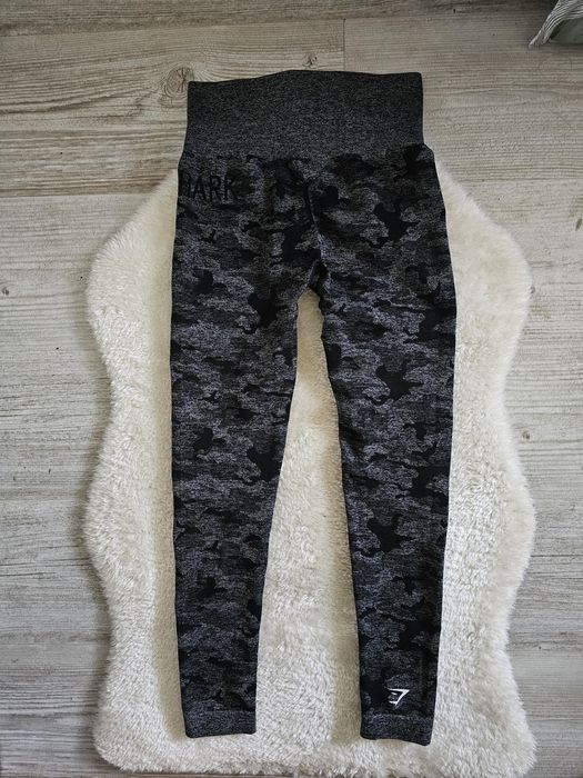 Legginsy Gymshark Camo Rozmiar XS Moro Spodnie Czarne