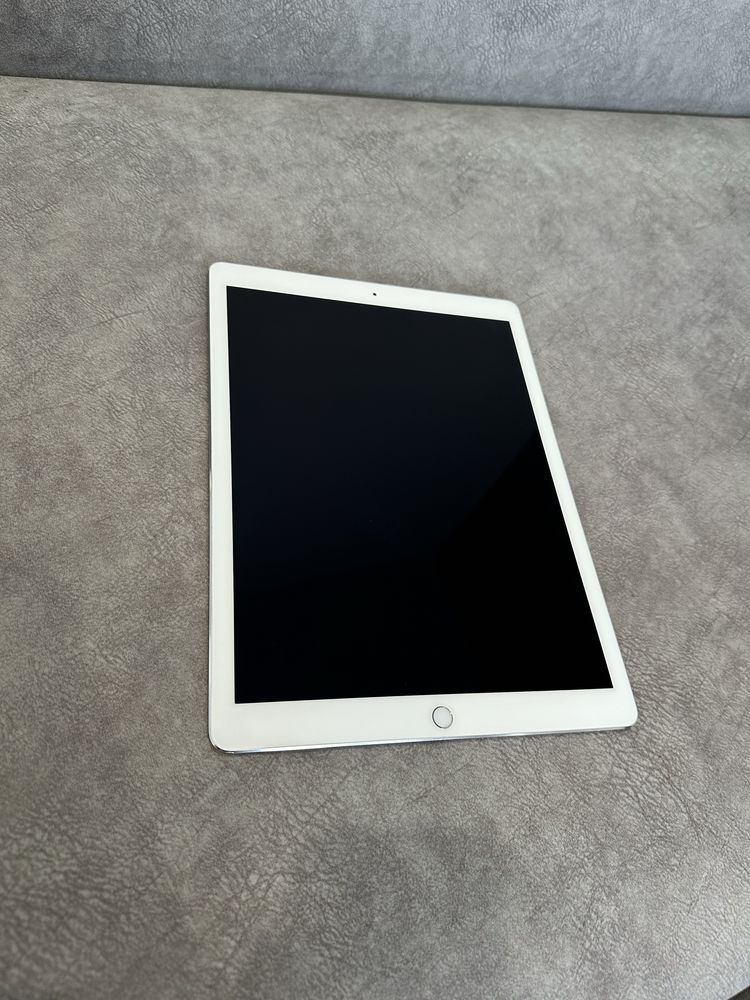 iPad Pro 2 12.9  256gb Wi-Fi Silver (20)