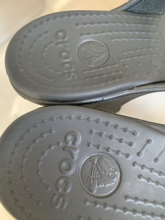 Crocs босоніжки на підборах ( оригінал) р. 39