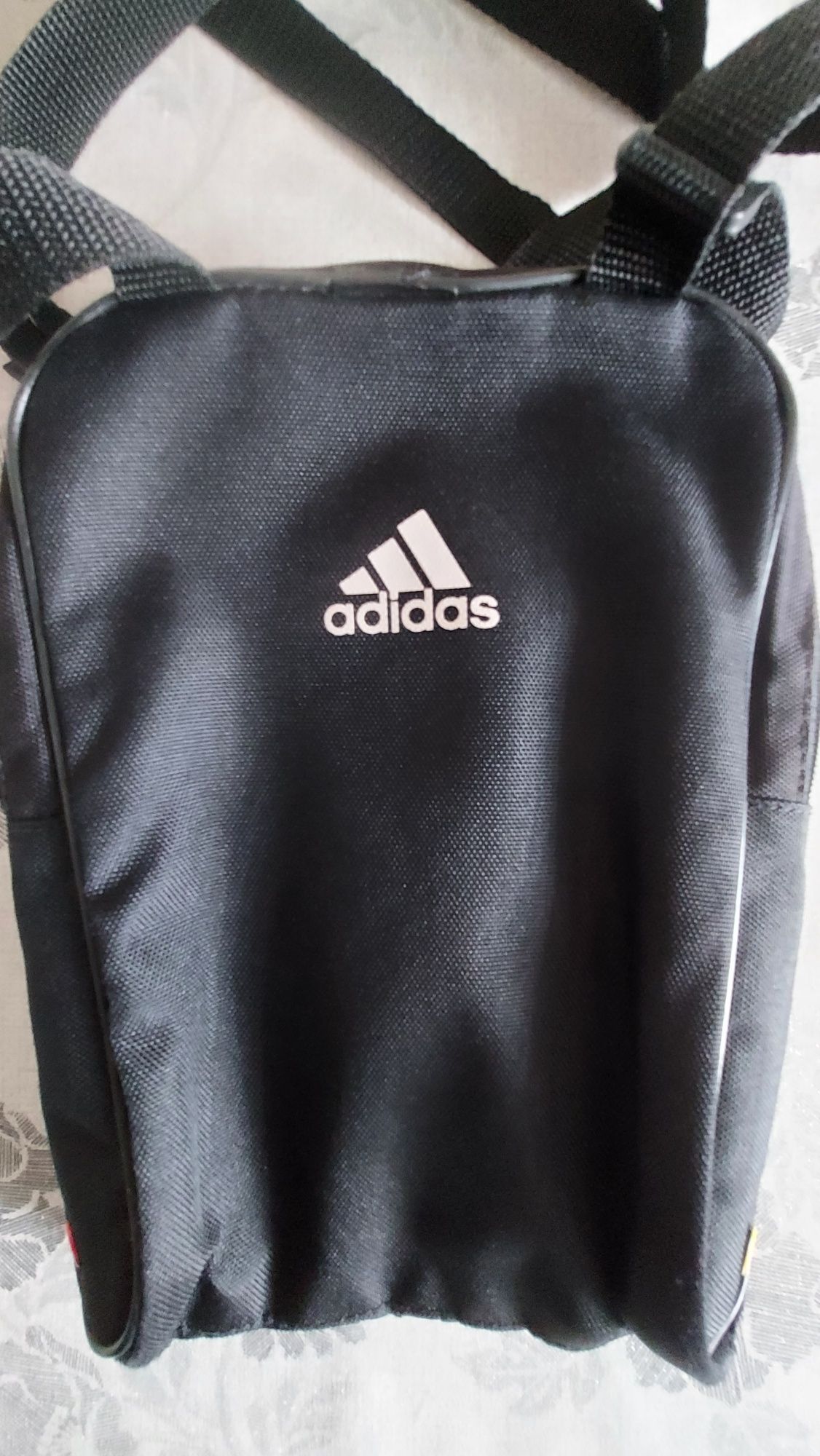 Torebka saszetka na ramię adidas