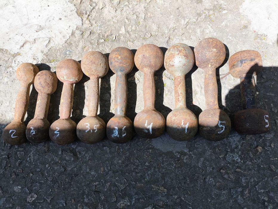 Продам гантели разные