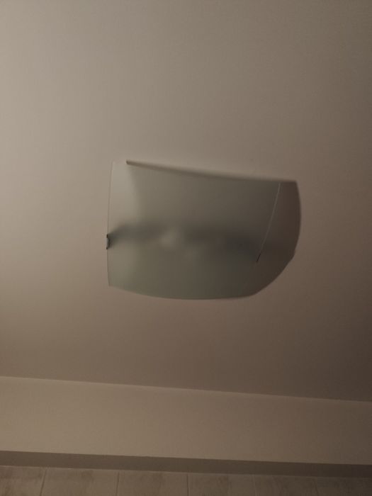 Candeeiro de casa de banho ou quarto.