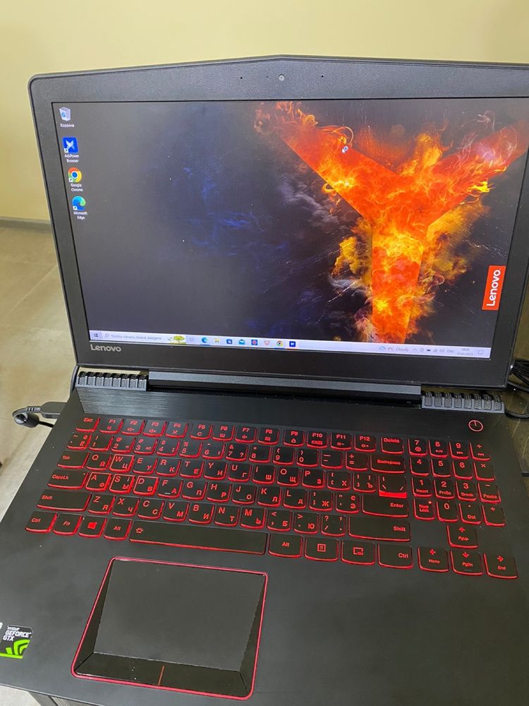 Ноутбук Lenovo Legion Y520-15IKBN Black (80WK00YVRA)