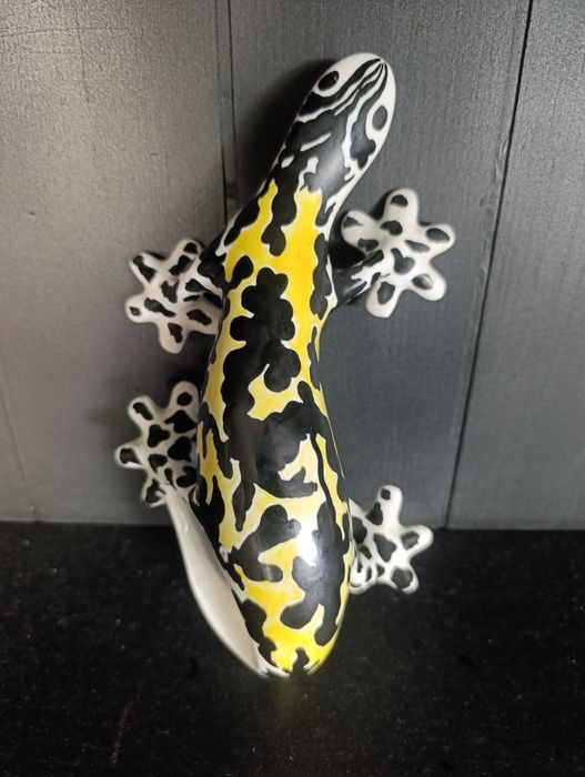 Figurka Salamandry – Zakłady Porcelany Stołowej „Wałbrzych”nie Ćmielów