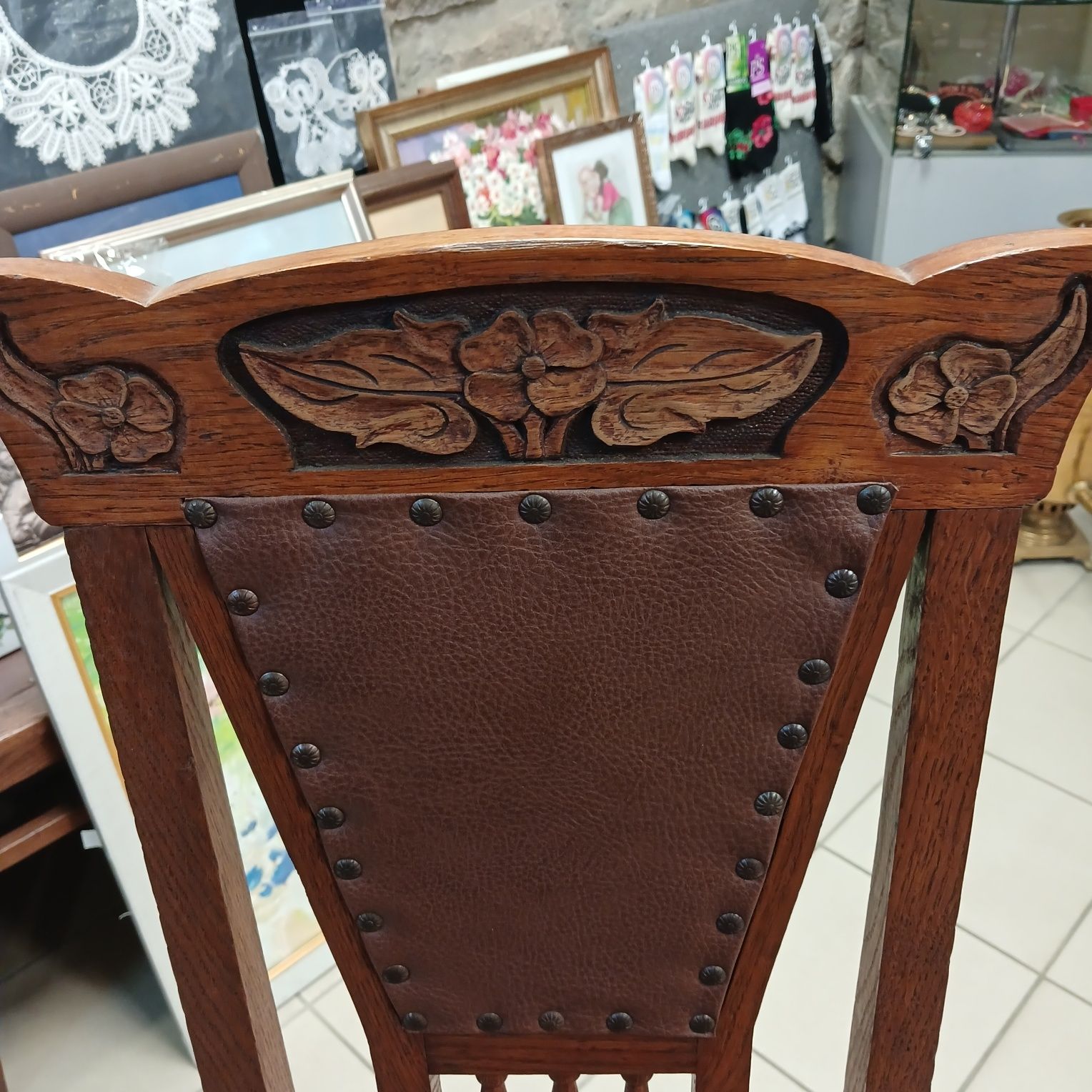 Продам винтажные стулья