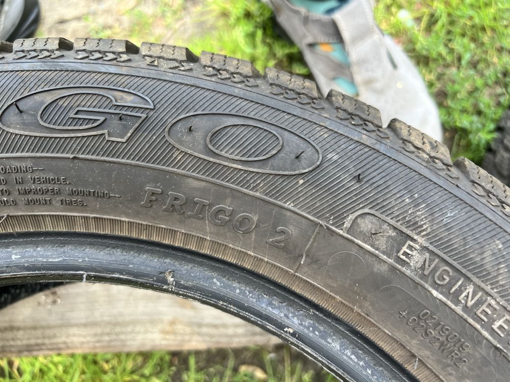 2xopona zimowa DĘBICA w rozmiarze 185/60 R15