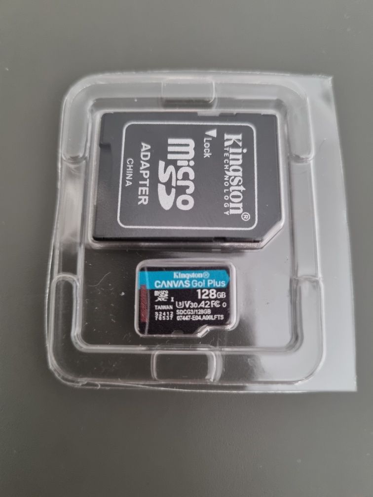 Карта пам'яті Kingston MicroSDXC 128GB Canvas Go Plus Class 10