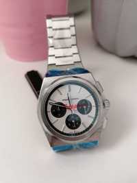 Nowy zegarek Pagani Design typu "panda" ze stoperem - kwarcowy