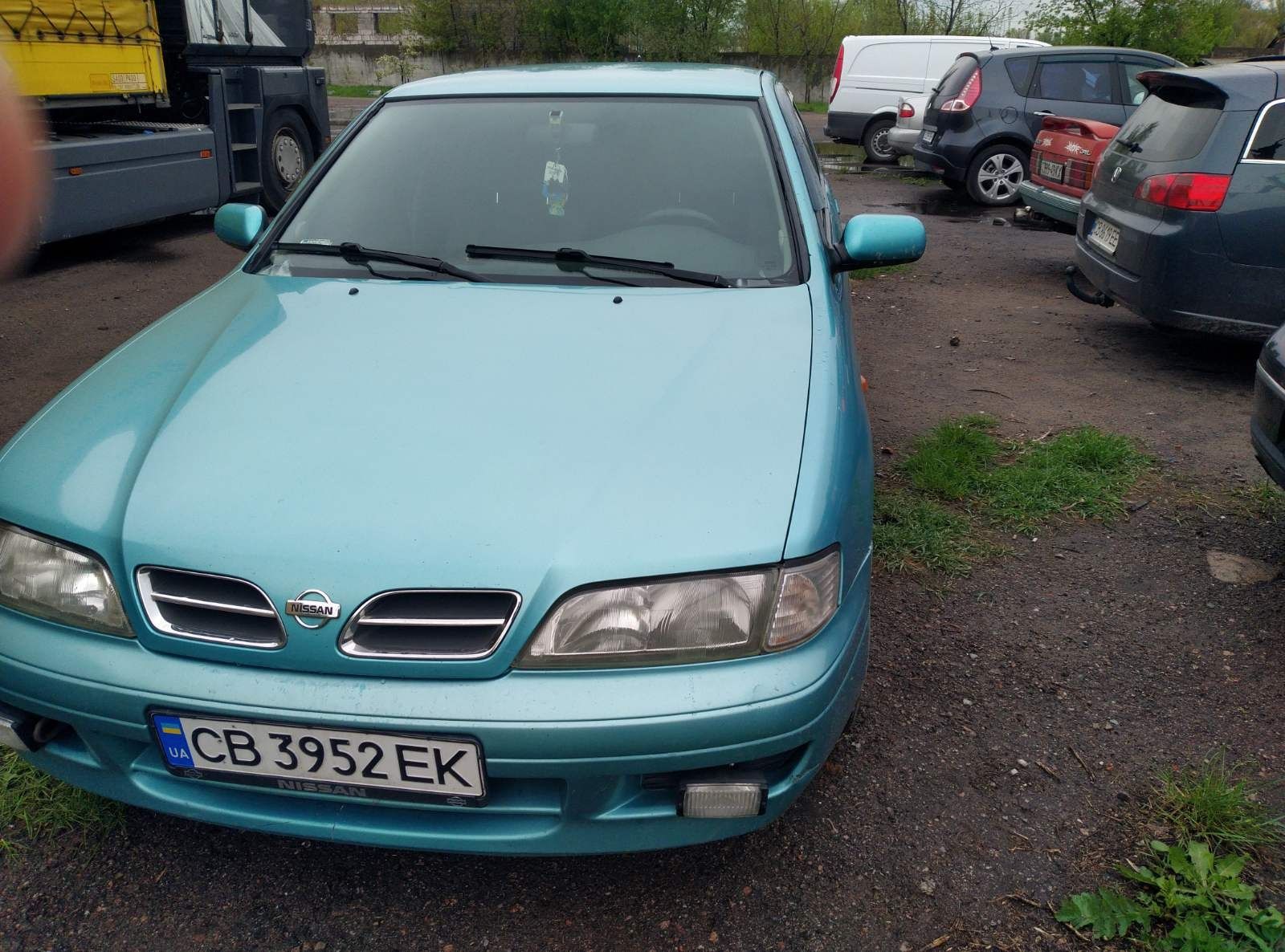 Продам автомобіль Nissan Primera