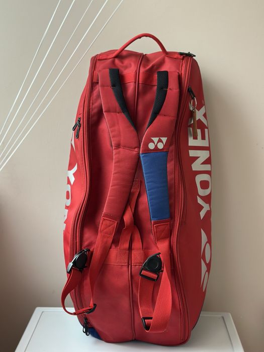 Сумка для ракеток Yonex BAG92426 Pro Tournament Bag (6 pcs) (Scarlet)