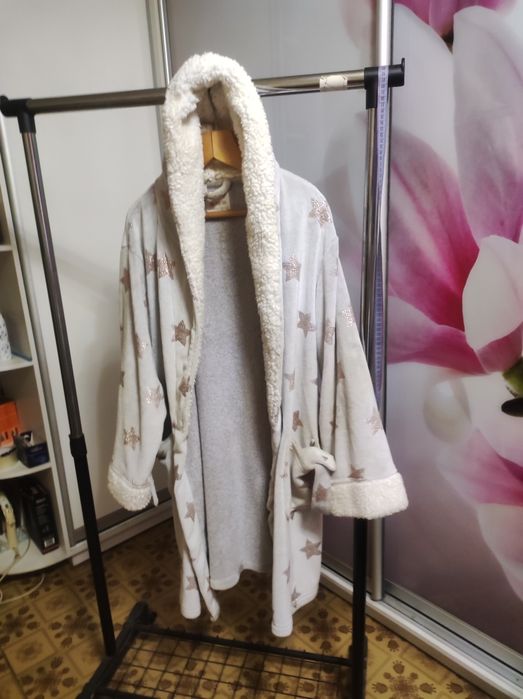 Халаты веллюровые54р